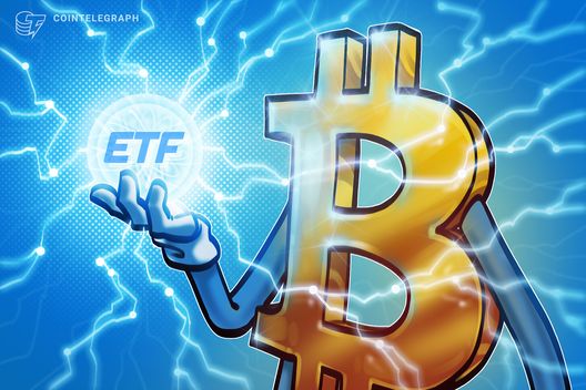 Bitcoin ETFs ‘hanging in there’ despite BTC plunge: Analyst